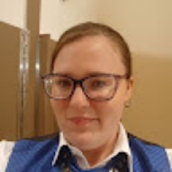 Meet your Posher, Vanessa - Picture 1 of 1